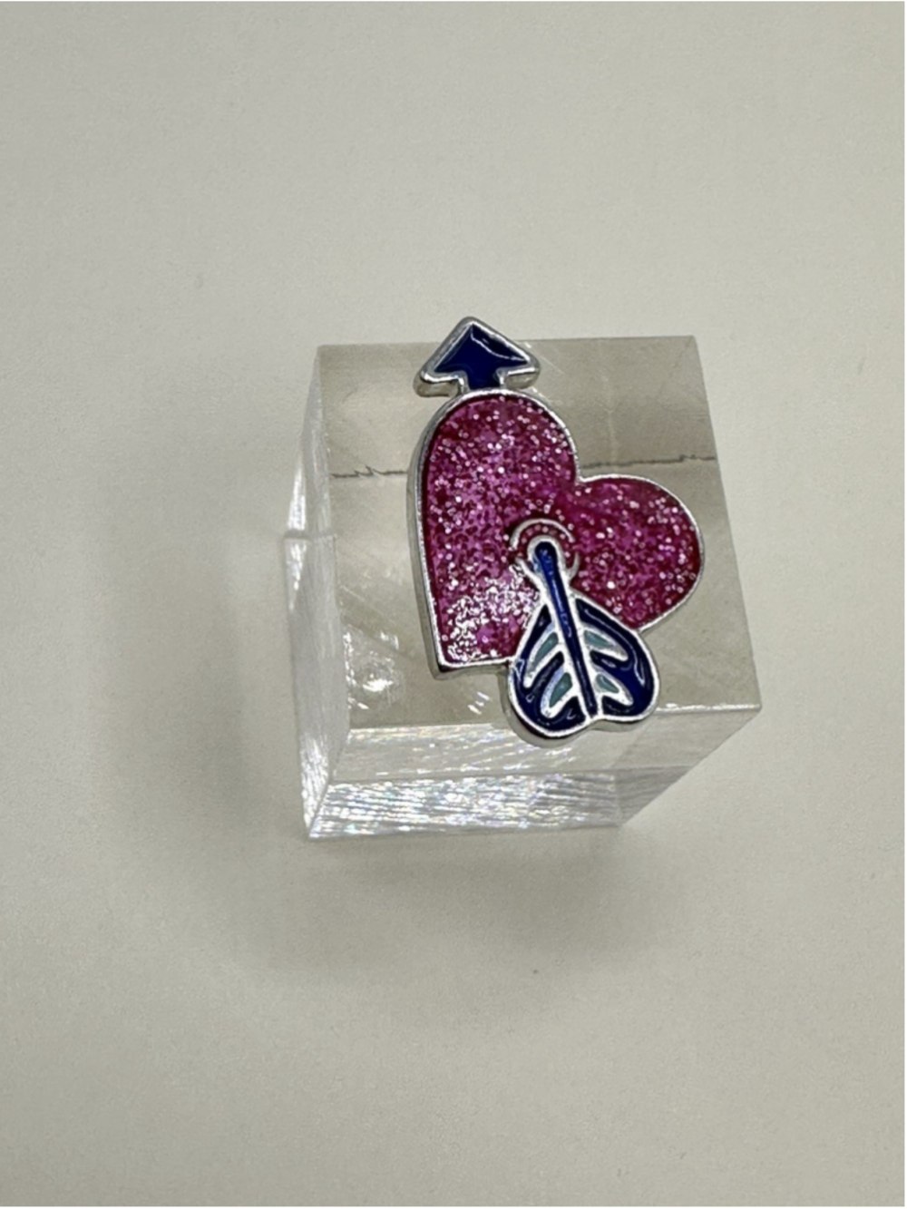 Ginger Snap #105- “Pink Sparkle Valentine Heart" For 18mm Snap Jewelry!